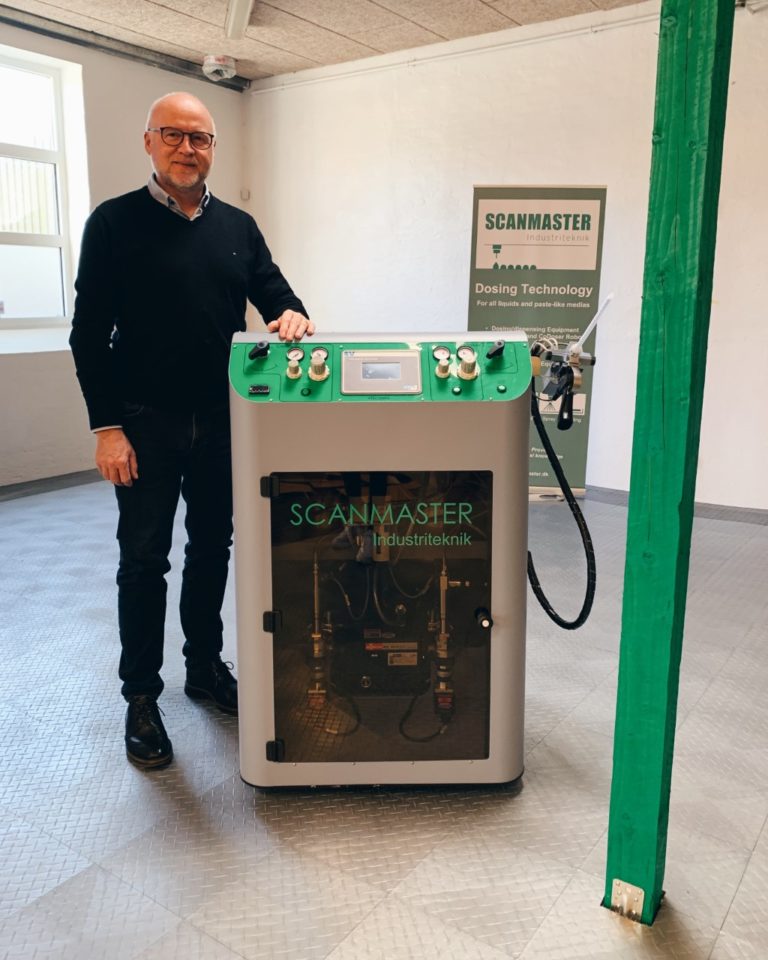 Henning and Viscamix dispensing machine